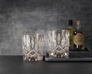 NACHTMANN Noblesse Whisky Tumbler taupe in use