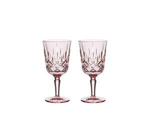 NACHTMANN Noblesse Cocktail/Weinglas - Rosé gefüllt mit einem Getränk auf weißem Hintergrund