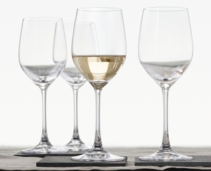 SPIEGELAU Vino Grande White Wine in use