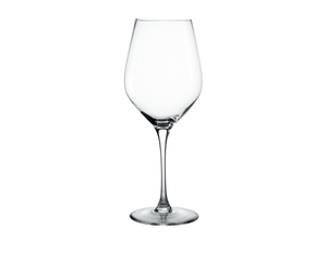 SPIEGELAU Glatt Jumbo Cup filled with a drink on a white background