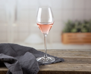 RIEDEL Extreme verre à Champagne / Rosé en action