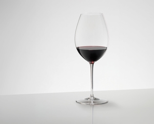 RIEDEL Sommeliers Tinto Reserva in use