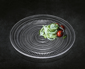 NACHTMANN Ethno Plate - 32cm | 12.598in in use