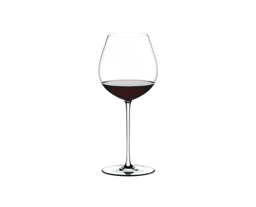 A RIEDEL Fatto A Mano Pinot Noir in white filled with red wine on a transparent background. 