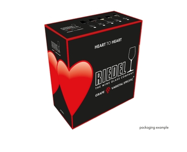 RIEDEL Heart to Heart Oaked Chardonnay in the packaging