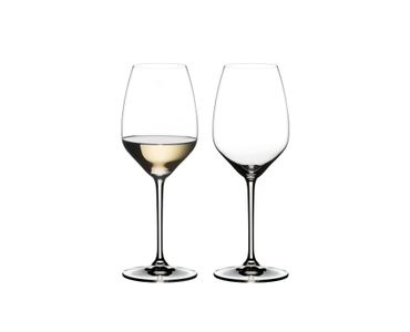 RIEDEL Extreme Riesling filled with a drink on a white background