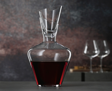 SPIEGELAU Definition Wine Carafe with stopper in use