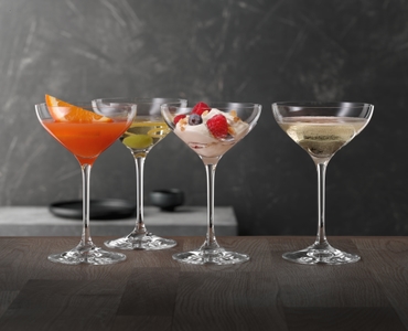 Verres spéciaux pour champagne et martini