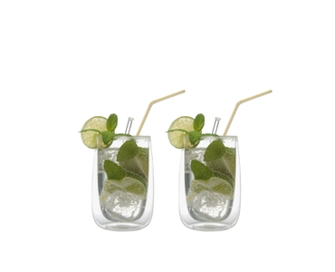 SPIEGELAU Cremona Doppelwandige Gläser 350ml gefüllt mit einem Getränk auf weißem Hintergrund