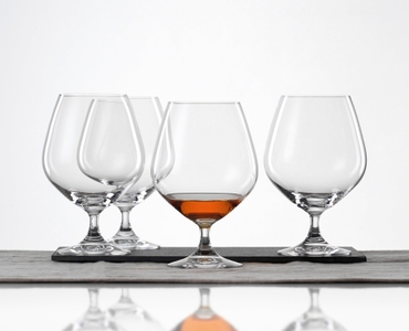 SPIEGELAU Special Glasses Brandy in use