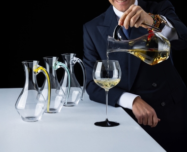 RIEDEL Fatto A Mano Cabernet Magnum Decanter in use