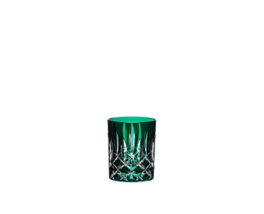 RIEDEL Laudon Tumbler - Dunkelgrün gefüllt mit einem Getränk auf weißem Hintergrund
