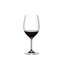 RIEDEL Vinum Cabernet Sauvignon/Merlot gefüllt mit einem Getränk auf weißem Hintergrund