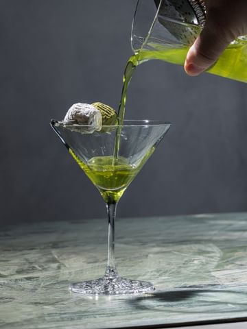 SPIEGELAU Perfect Cocktail Glass with Nishimura Cocktail and Mixing Glass