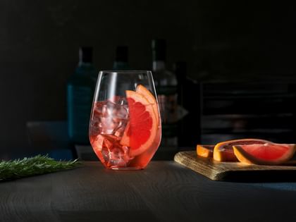 Pomelo Spritz in a SPIEGELAU Gin & Tonic Glass