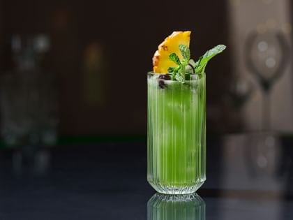 Jade cocktail in NACHTMANN Jules long drink glass