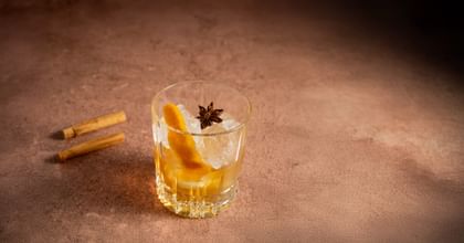 Cinnamon Old Fashioned served in Spiegelau Perfect Serve