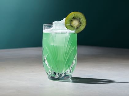 NACHTMANN Palais Tumbler with a Monster Juice Cocktail